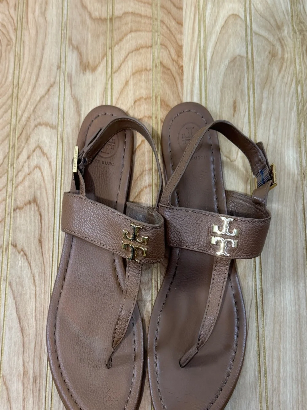 Tory Burch Tan Strappy Sandals Size 7.5